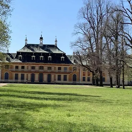 Pillnitz Castle View Tatil Evi Dresden